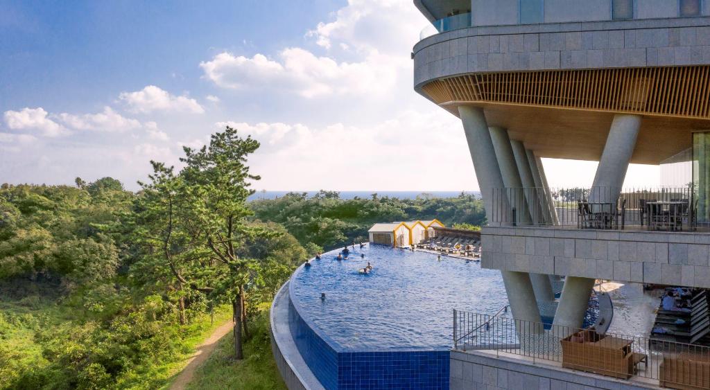 히든 클리프 호텔 앤 네이처 1