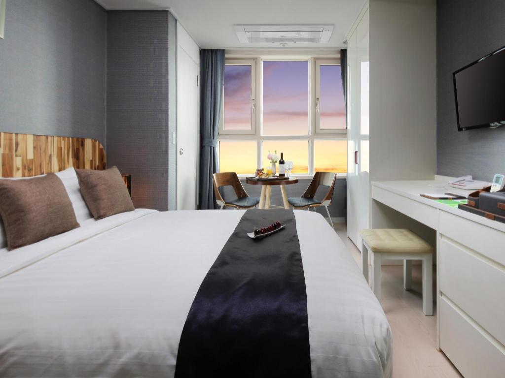 신촌 에버8 서비스 레지던스 2